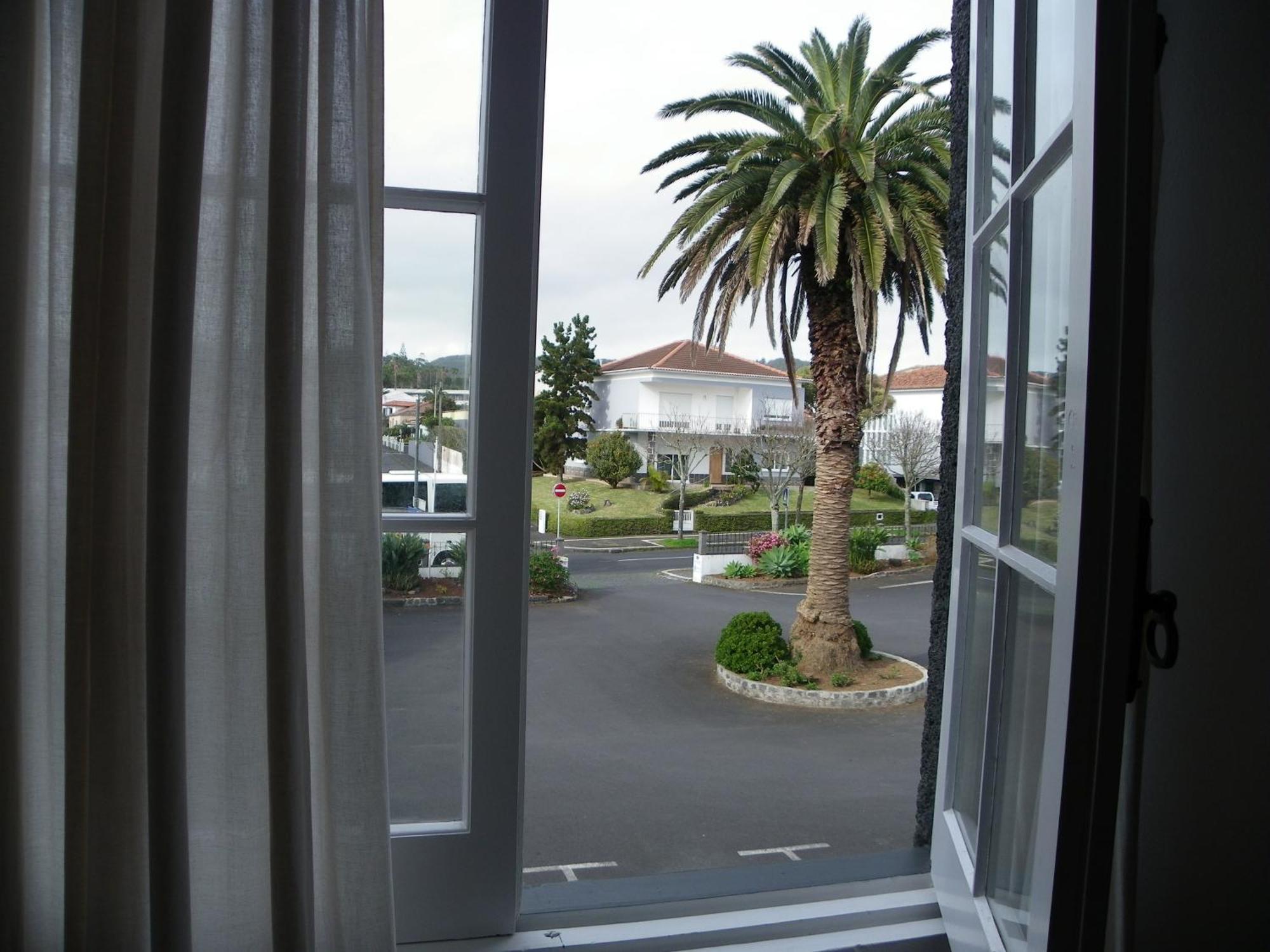 Lagoa Hostel & Suites Exterior photo